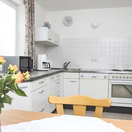 Semesterbostad Ferienhaus Rosa